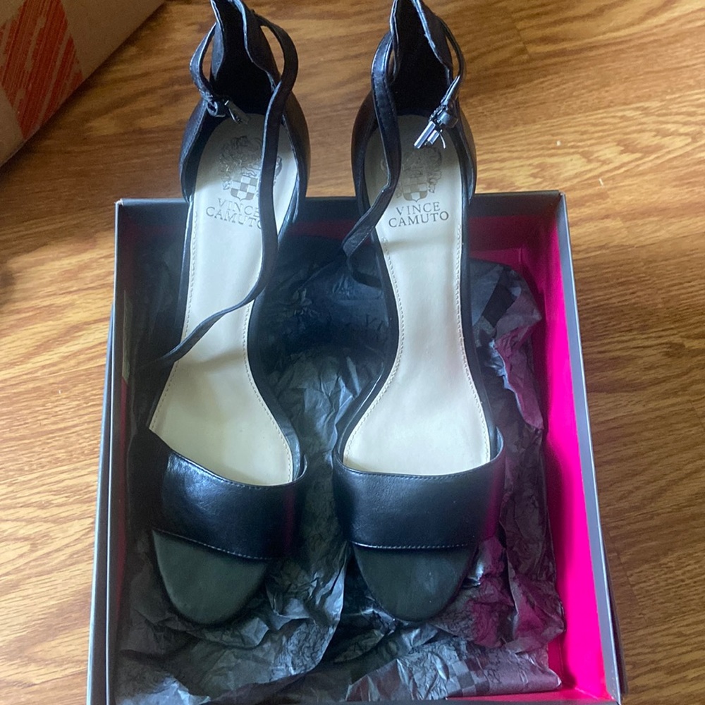 Gently used Vince Camuto heels